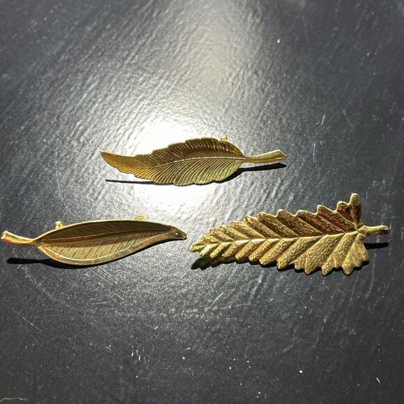 Vintage 2”-2-1/4” Gold Tone Leaf Brooch Bundle - Lot of 3 - Picture 1 of 5